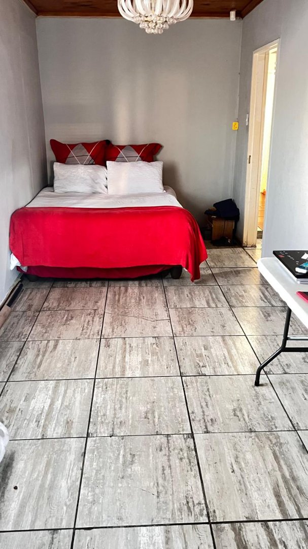 4 Bedroom Property for Sale in Kleinvlei Western Cape